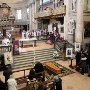 Esequie padre Francesco Pesenti 16 febbraio 2021 (Fotolive)